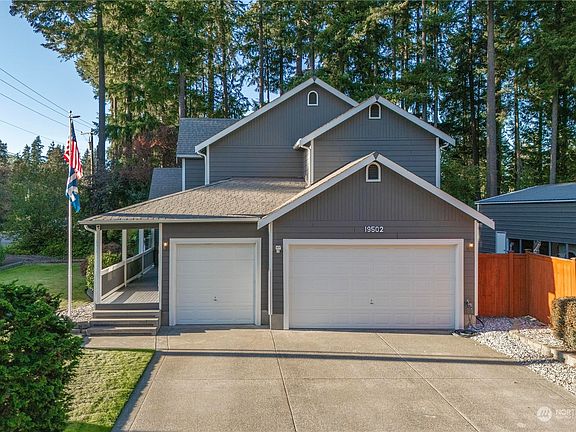 3rd image of 19502 60th Street E