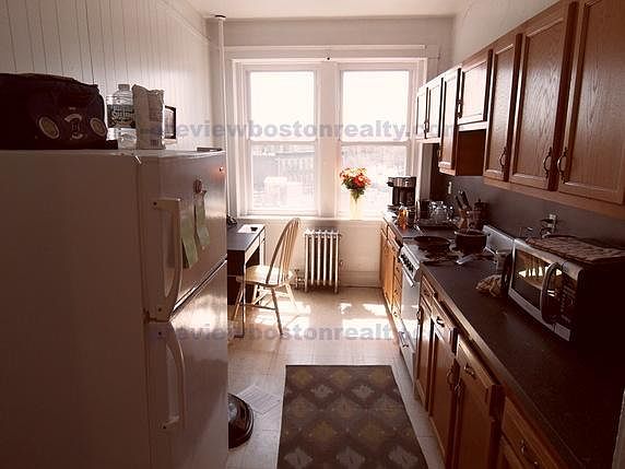 2nd image of 1820 Commonwealth Ave #225
