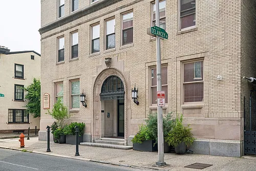 Delancey Place Photo 1