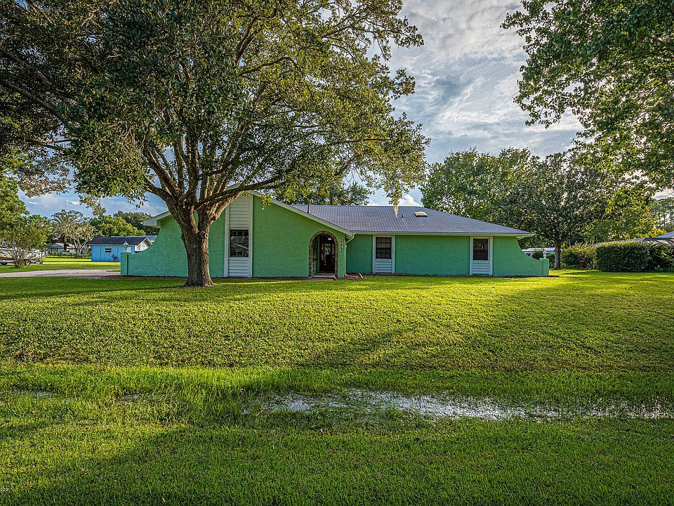 1st image of 2985 Crystal Ct