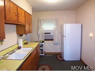 2nd image of 2211 Tygart St