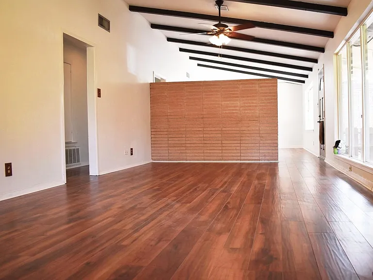 5126 Beechnut St — Photo 3