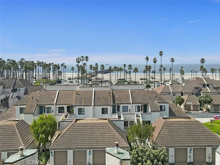 630 Island View Cir — Photo 4