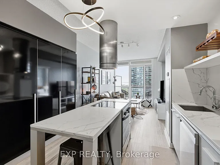 38 Dan Leckie Way #2103 — Photo 14