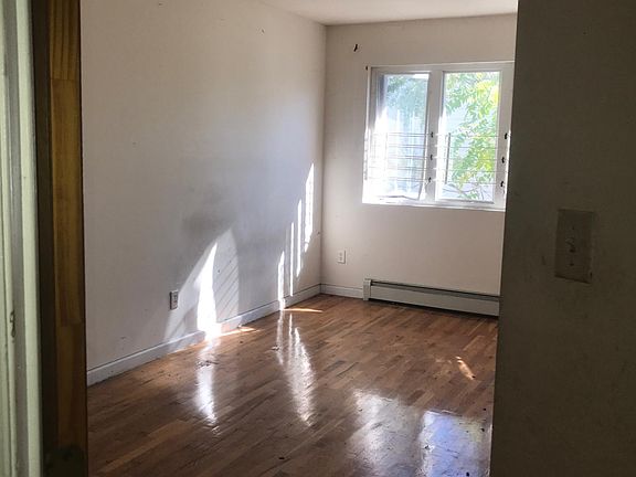 5th image of 9418 Avenue K