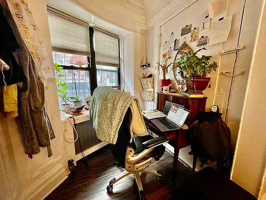 Rented by R New York | media 32