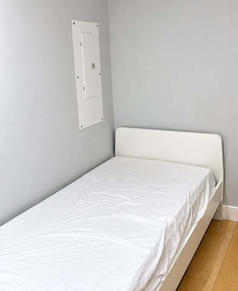3 bed, 1000 sqft, $3,500 — Photo 2