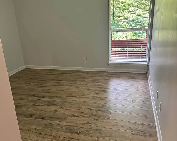 105 Oldham Dr #7 — Photo 11