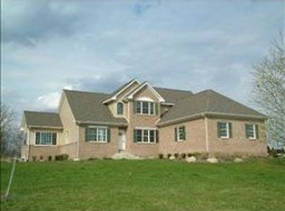 8540 Trail Rdg, Dexter, MI 48130