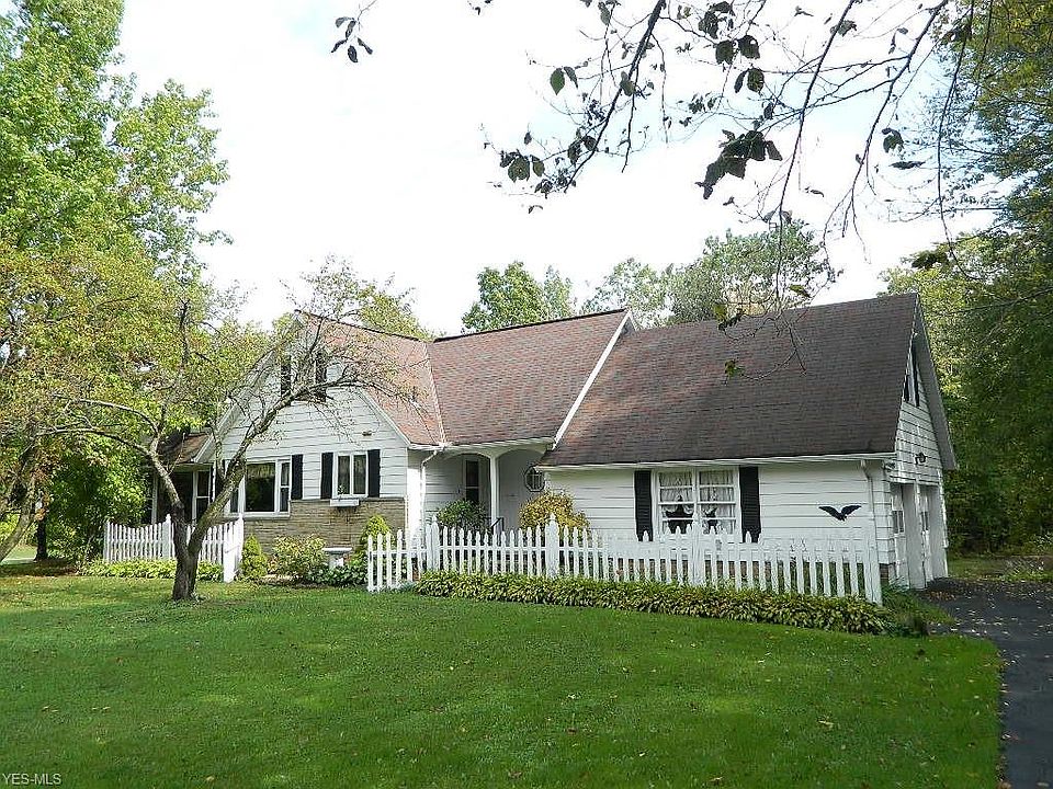 1st image of 12137 Parker Dr