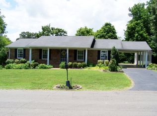 146 Poplar St, Camden, TN 38320