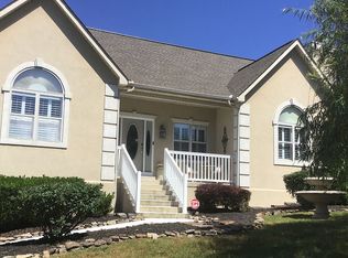 1339 Berkley Hills Ln, Powell, TN 37849