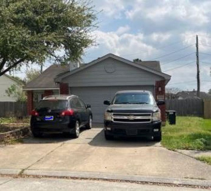 1st image of 8038 Suffield Glen Ln