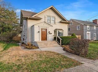 2121 Oxford St, Rockford, IL 61103