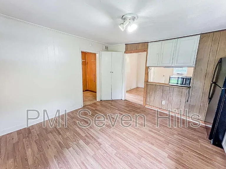 401 Alpha Ave — Photo 9