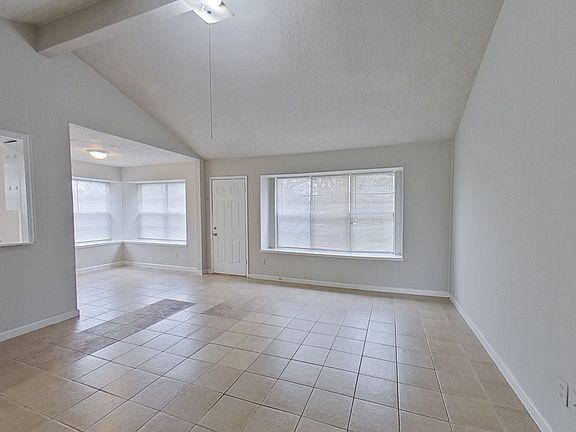 5th image of 16707 Barcelona Dr