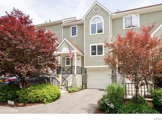 4302 Victoria Dr, Mount Kisco, NY 10549