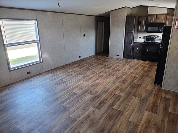 4th image of 400 Fm 3168 Lot 452