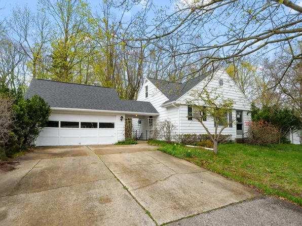 3022 Santos Ave, Kalamazoo, MI 49006