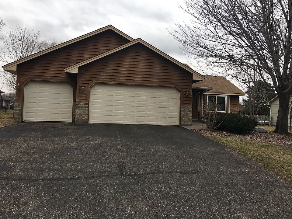 1st image of 8942 Woodhall Cir N