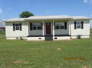 15428 NW J J Young Rd, Altha, FL 32421