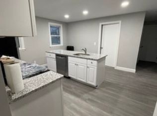 47 Hitchcock Rd FLOOR 2, Worcester, MA 01603