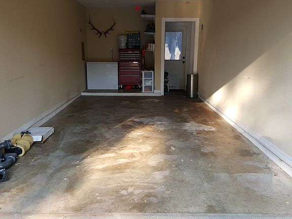 3rd image of 5703 Hollyhock Ln