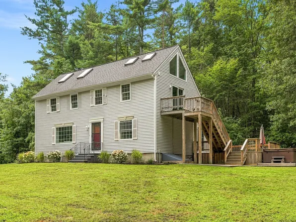 8 Brookhaven Road, Kingston, NH 03848