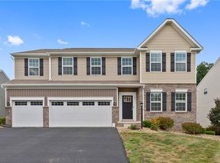 217 Ridgecrest Ct, Trafford, PA 15085