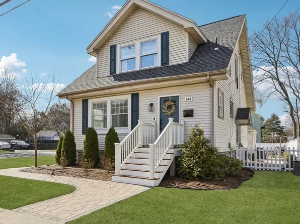 144 Bishop St, Framingham, MA 01702