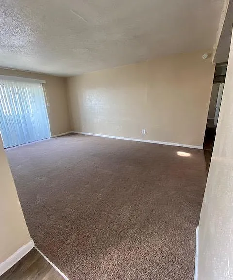 Tower Park Apartments — Photo 61