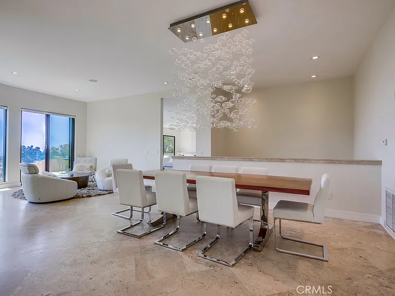1725 Del Mar Ave — Photo 13