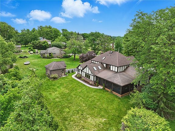 5th image of 1751 Hassam Rd