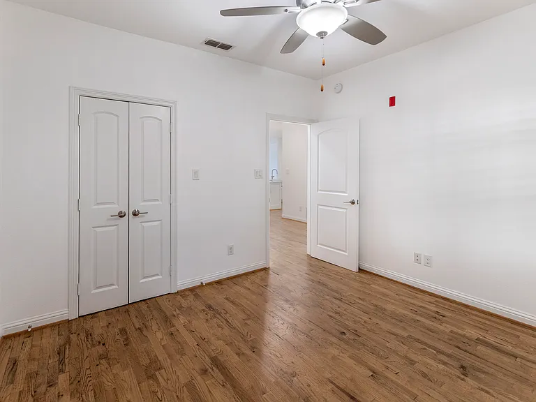 500 Waters Edge Dr #313 — Photo 30