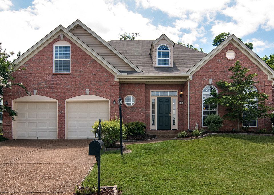 1st image of 921 Glenridge Ln