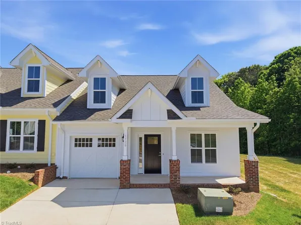 1729 Old Fields Blvd, Haw River, NC 27258