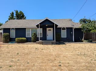 460 Freeman Rd, Central Pt, OR 97502
