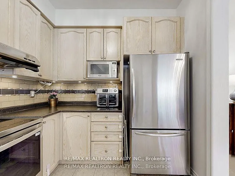 37 Jonas Millway Whitchurch — Photo 11