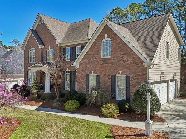 2321 Treymore Ln, Charlotte, NC 28262