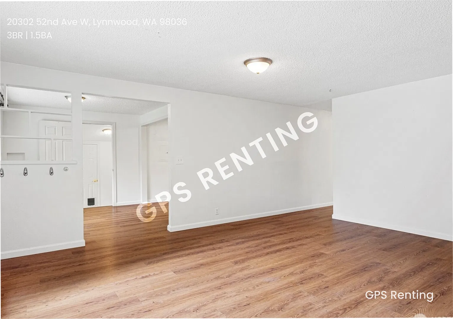 Charming 3-Bedroom Home with Modern Upgrades in Lynnwood — Photo 4