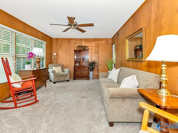 2nd image of 2215 College St SE