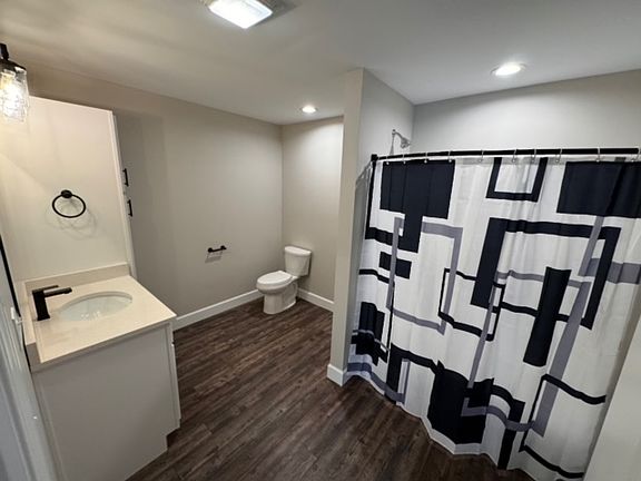 4th image of 5 Washington St #102