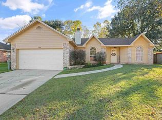 703 Meadowview Ln, Pensacola, FL 32514