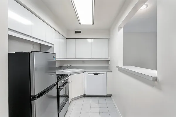 Rented by LG Fairmont Group | media 10