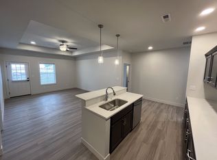 911 Green Mill Rd Unit 3, Arcola, IL 61910