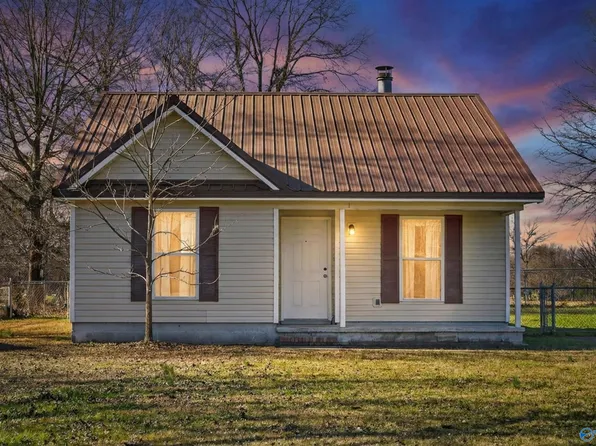 3203 Wheat Ave SW, Decatur, AL 35603