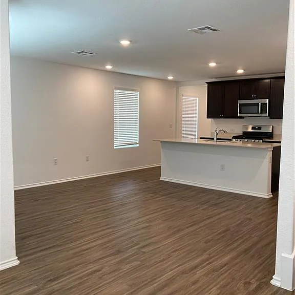 7204 Dancing Wind Ln — Photo 12