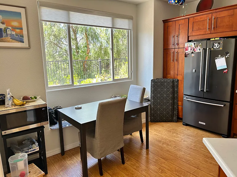 Kitchen and breakfast nook