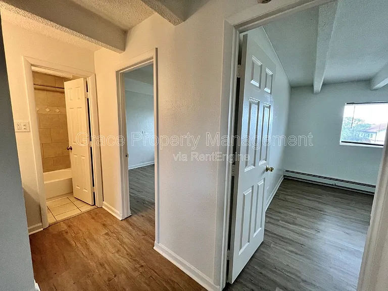 1180 Yosemite St #301 — Photo 11