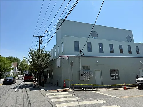 536 Smith St Photo 1